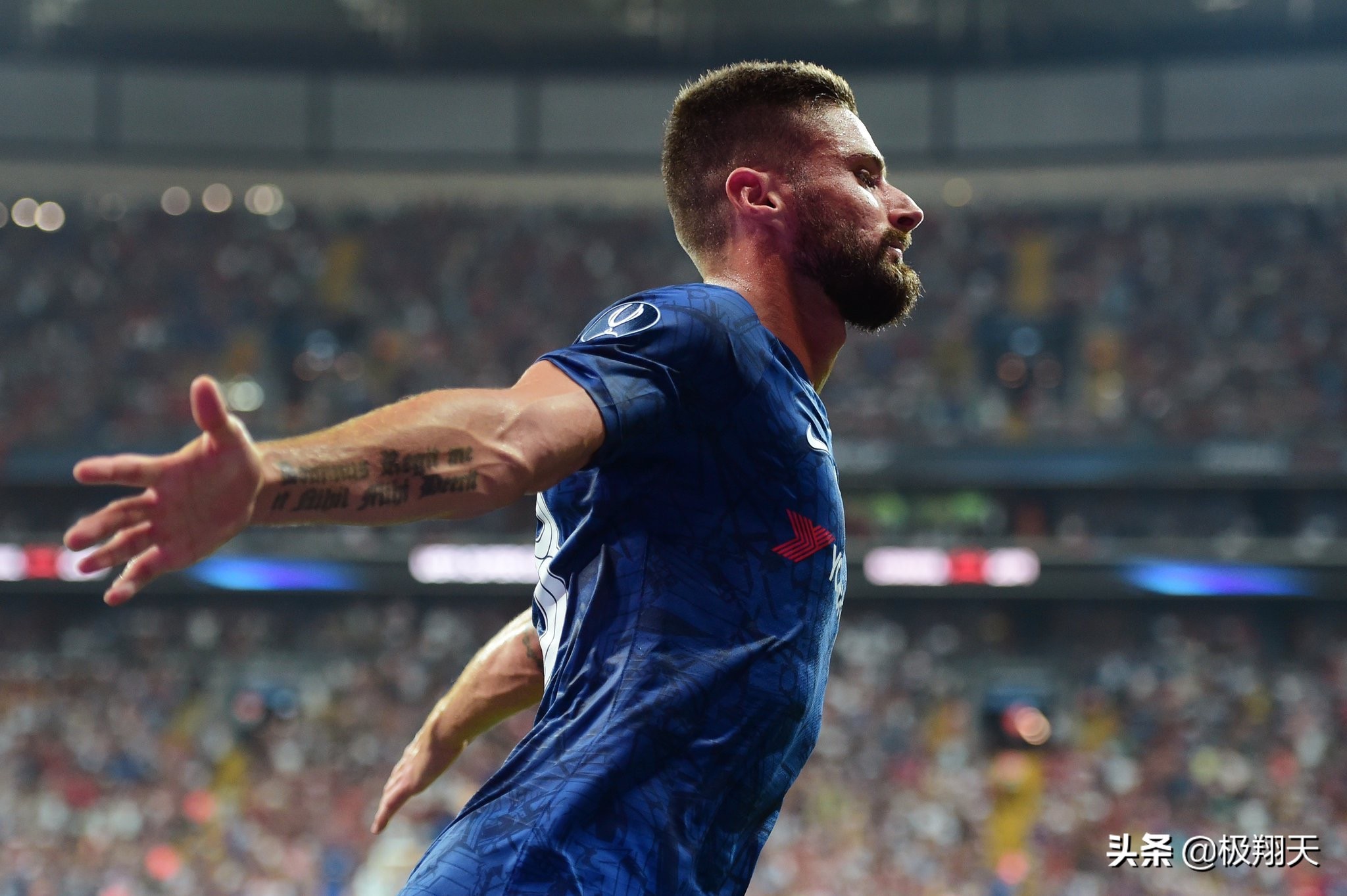 又逆转+点球！14年后再临福地利物浦夺冠克洛普笑了：该英超了吧？