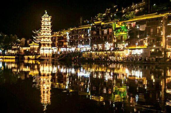 凤凰古城攻略自由行,凤凰古城自助游全攻略