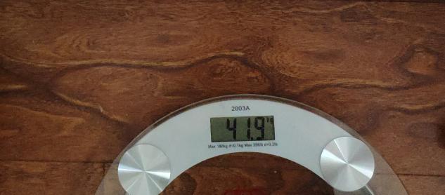 产后肚皮像橘子皮一样,产后肚子圆圆的像个球