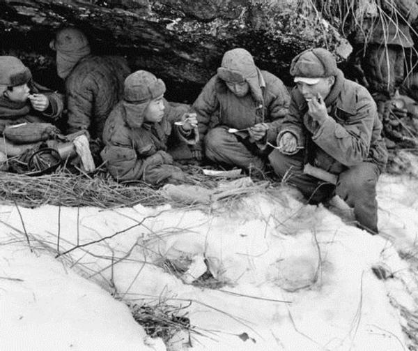 抗美援朝，志愿军艰苦作战时，朝鲜*队军**在干嘛？战斗力怎样？