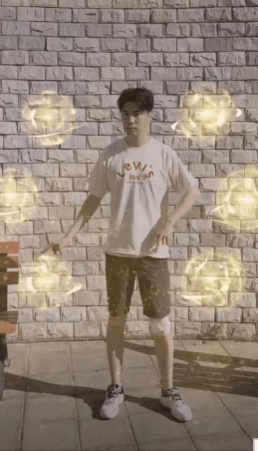 程序员至死是少年！在公司竟公然变身圣斗士