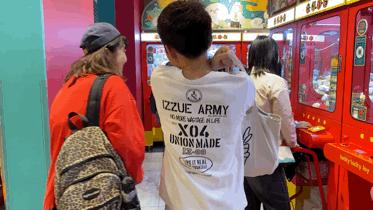 广州正版夹娃娃,抓正版迪士尼娃娃的店在哪里