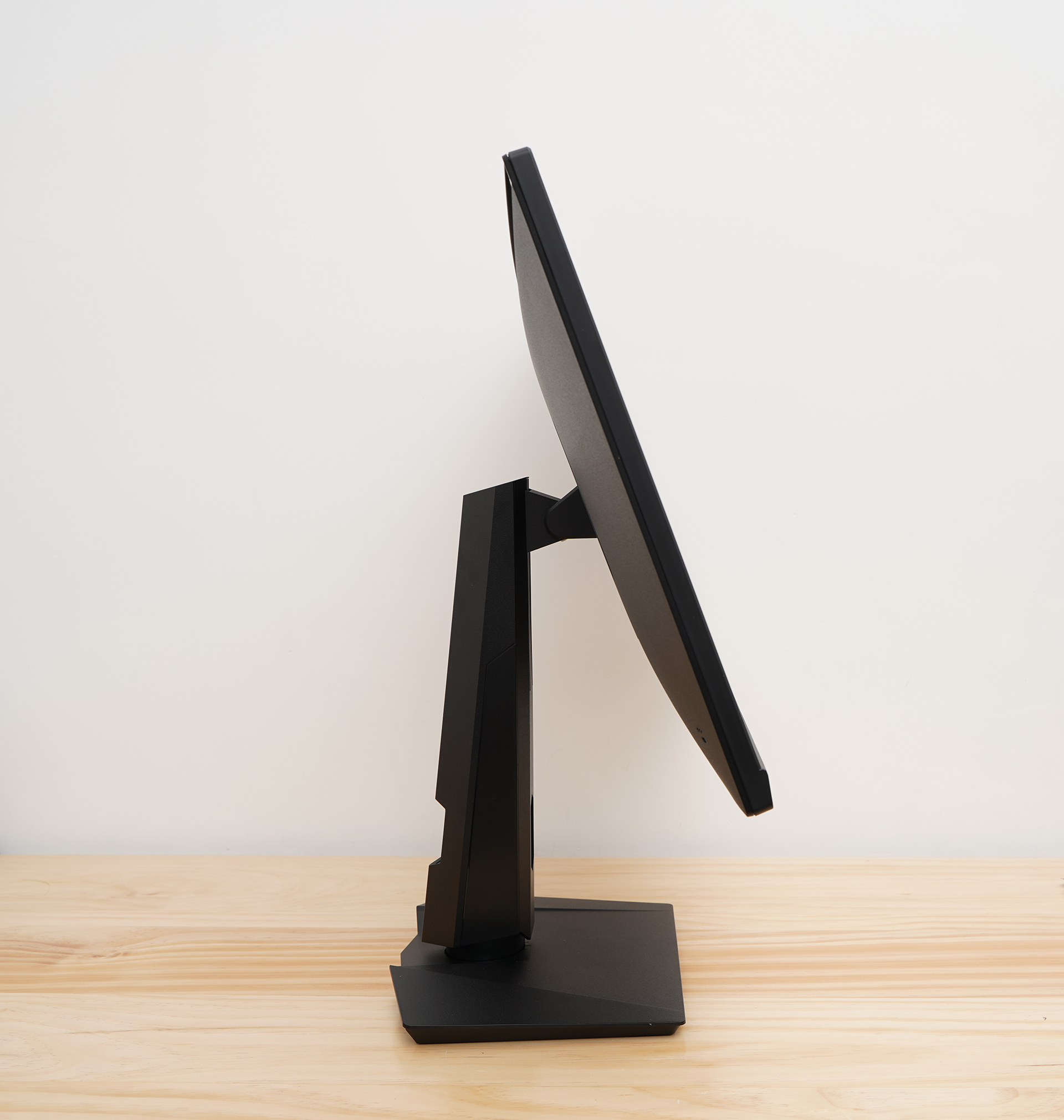 微星mag274qrf27英寸显示器,微星mag274qrfqd显示器测评