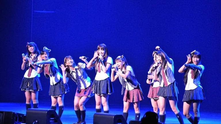 10万一套的jk制服,为什么都穿jk制服