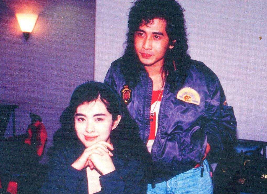 林建岳万绮雯袁咏仪,爱集邮