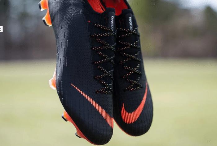 nike公认脚感最好的足球鞋,工欲善其事必先利其器训练