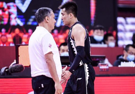 辽宁男篮官方最新消息郭艾伦,郭艾伦发生冲突视频
