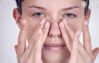 手把手教你远离眼部老化,老话说人老眼先老