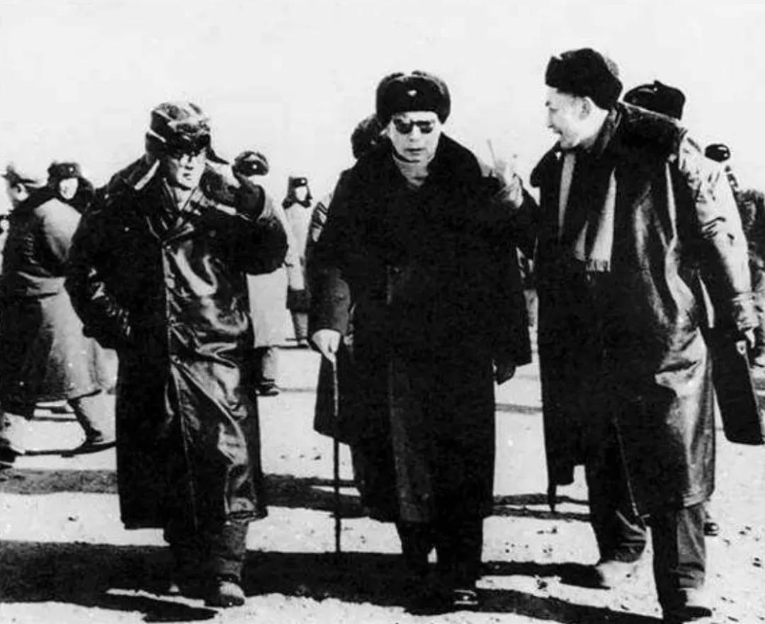 今天是他的死纪念日，当年正是在他的主持下，我国导弹原*弹子**事业取得举世瞩目的成功