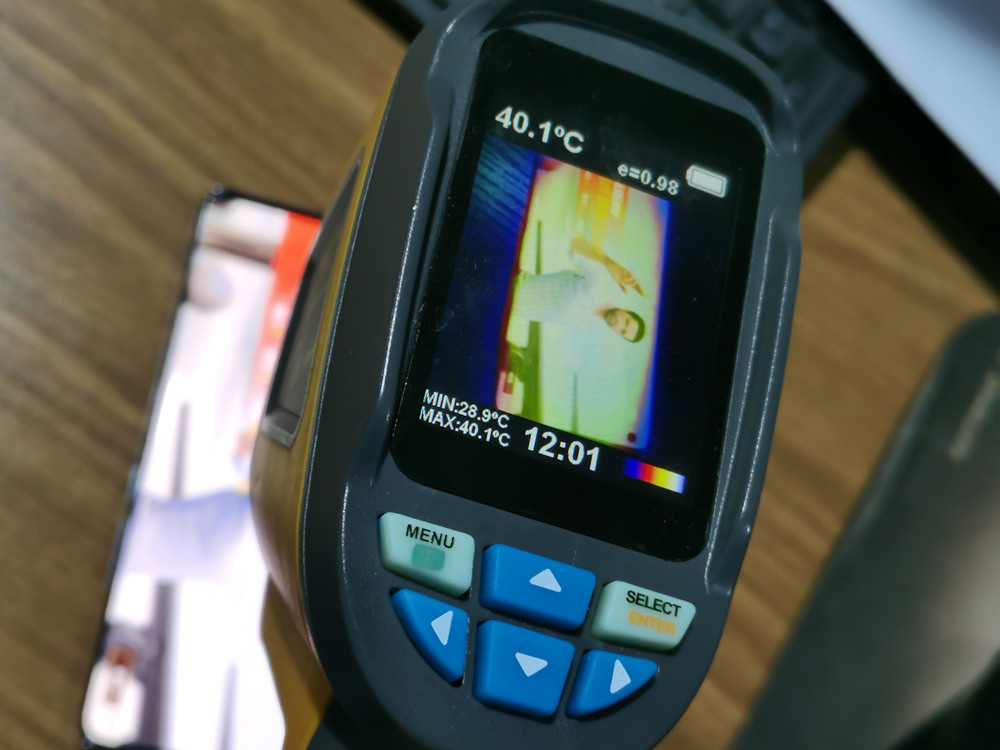 vivoX50Pro评测，微云台玩出手机摄影新高度，值不值得买看需求