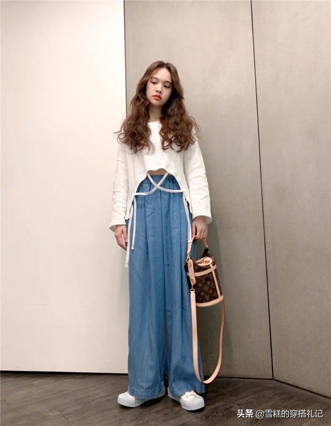 高腰显瘦裤子阔腿裤搭配,腿很粗屁股大穿什么阔腿裤不显胖
