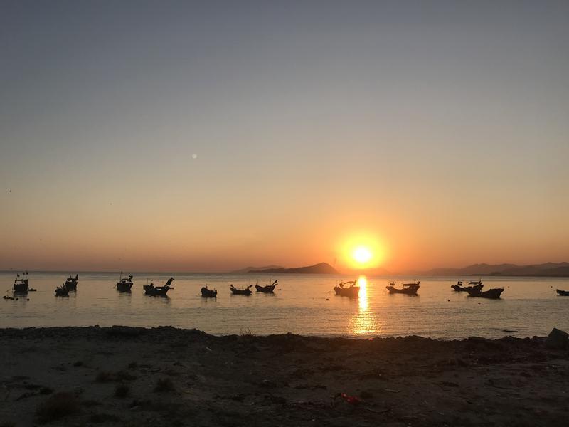 深汕高速公路鲘门服务区下一站,深汕服务区离鲘门服务区有多远