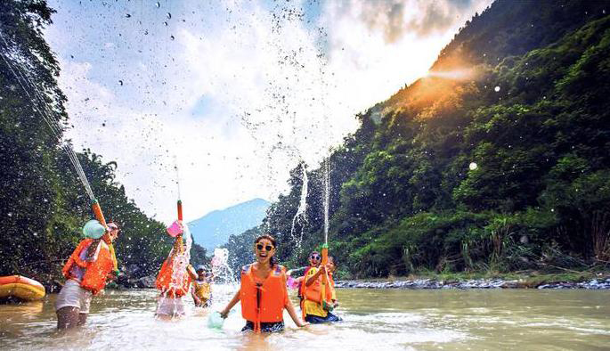 夏日漂流,峡谷漂流需要关注什么