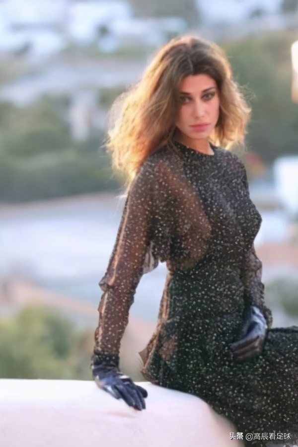 博列洛个人简介,博列洛在米兰几号球衣