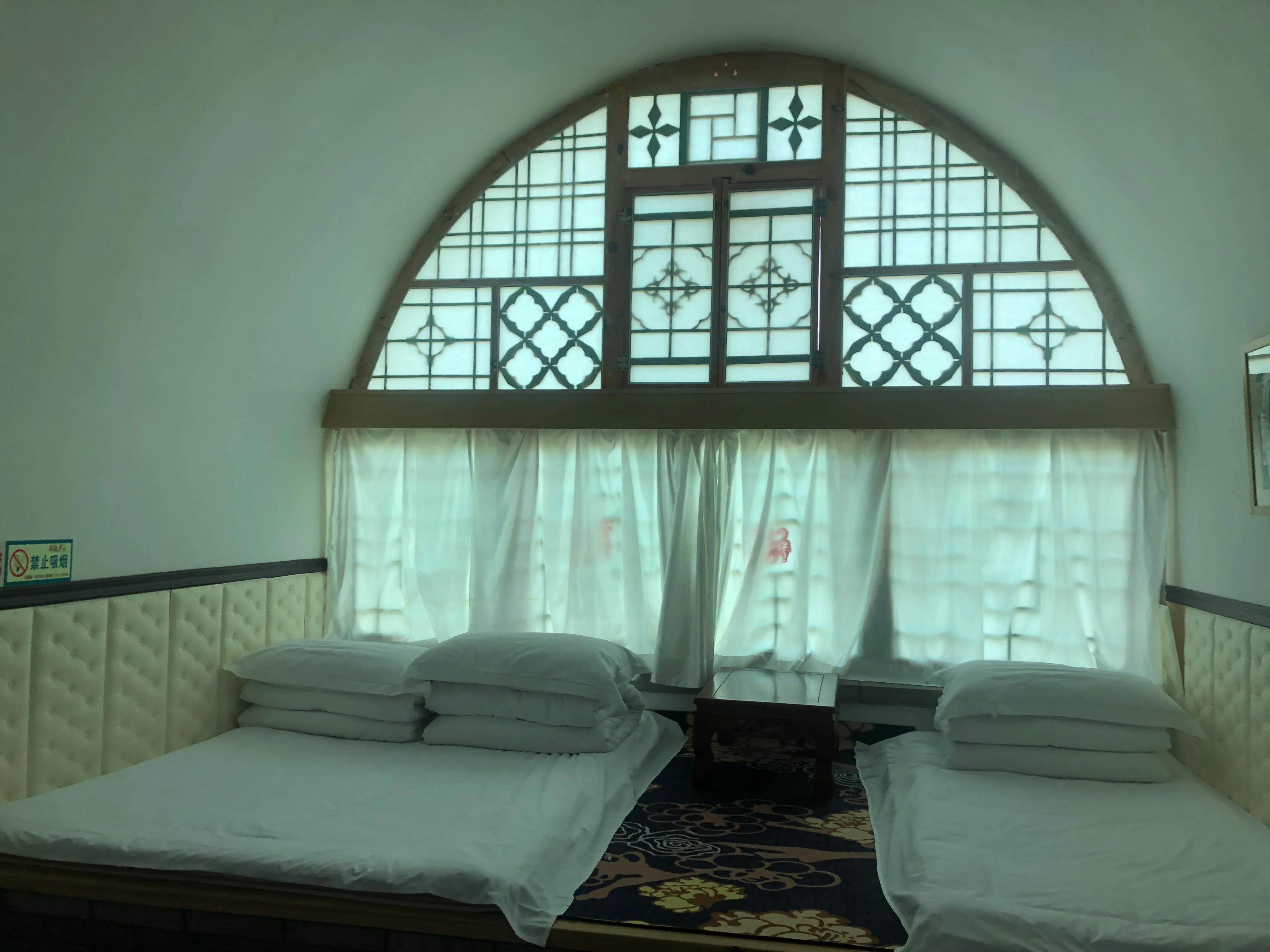 延川梁家院子窑洞民宿住宿团购,延川梁家院子