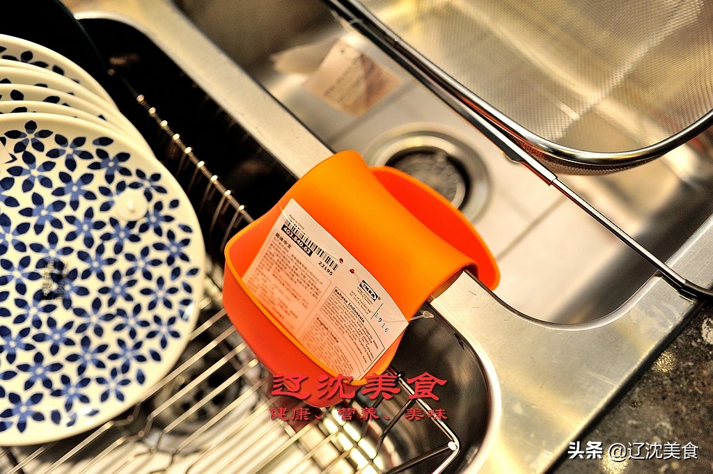 在设计家居的路上一直坚持,在厨房用餐设计