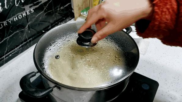 懒人凉皮面糊要关注什么,平底锅凉皮做出来发粘开裂