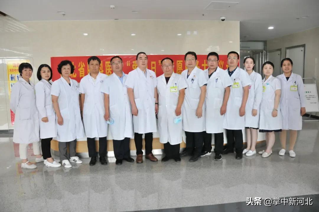 眼科爱眼日护眼宣传照片,开展爱眼护眼义诊活动