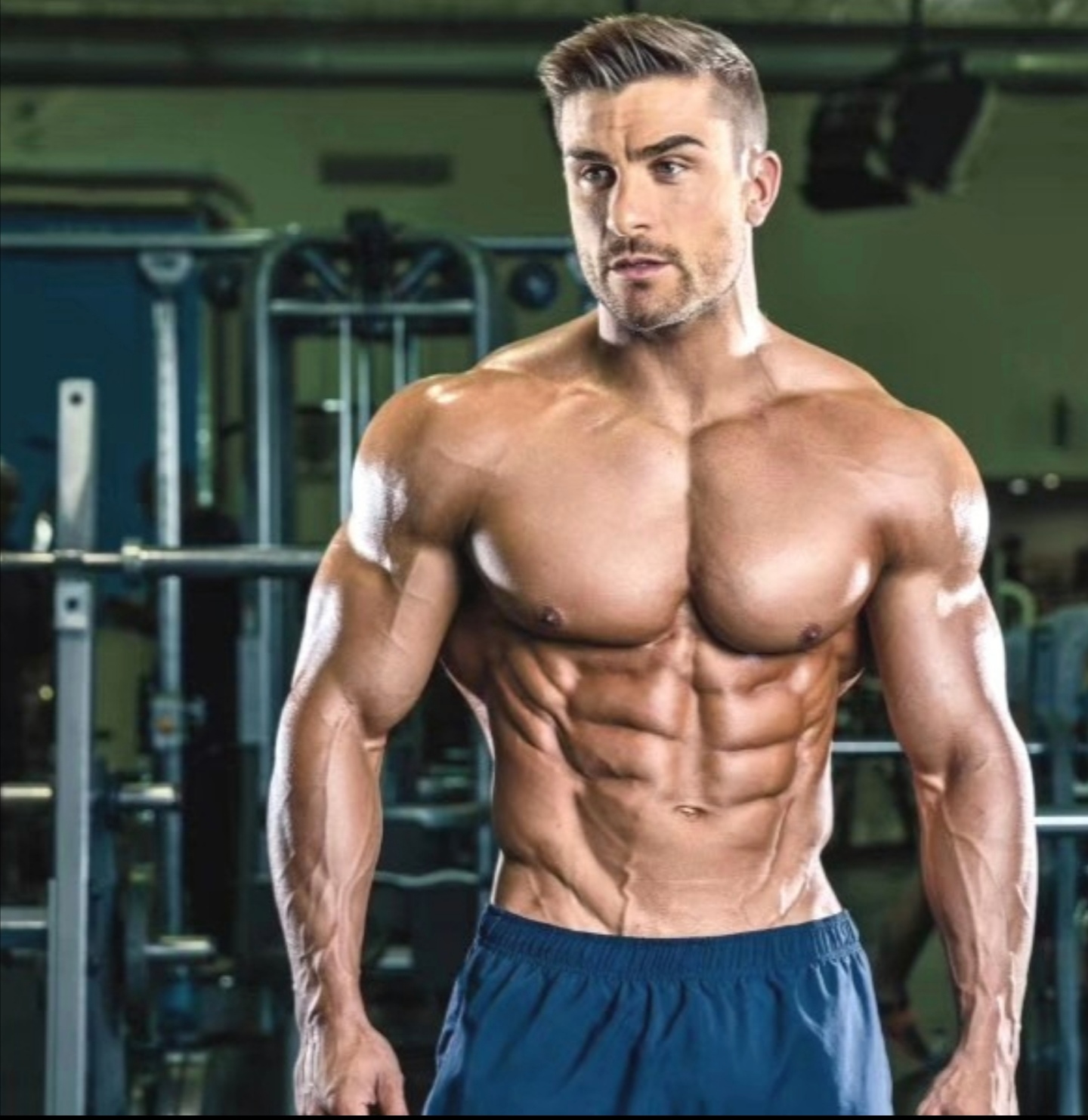 站姿哑铃练背肌最好的8个动作,练习哑铃的正确姿势家常做法