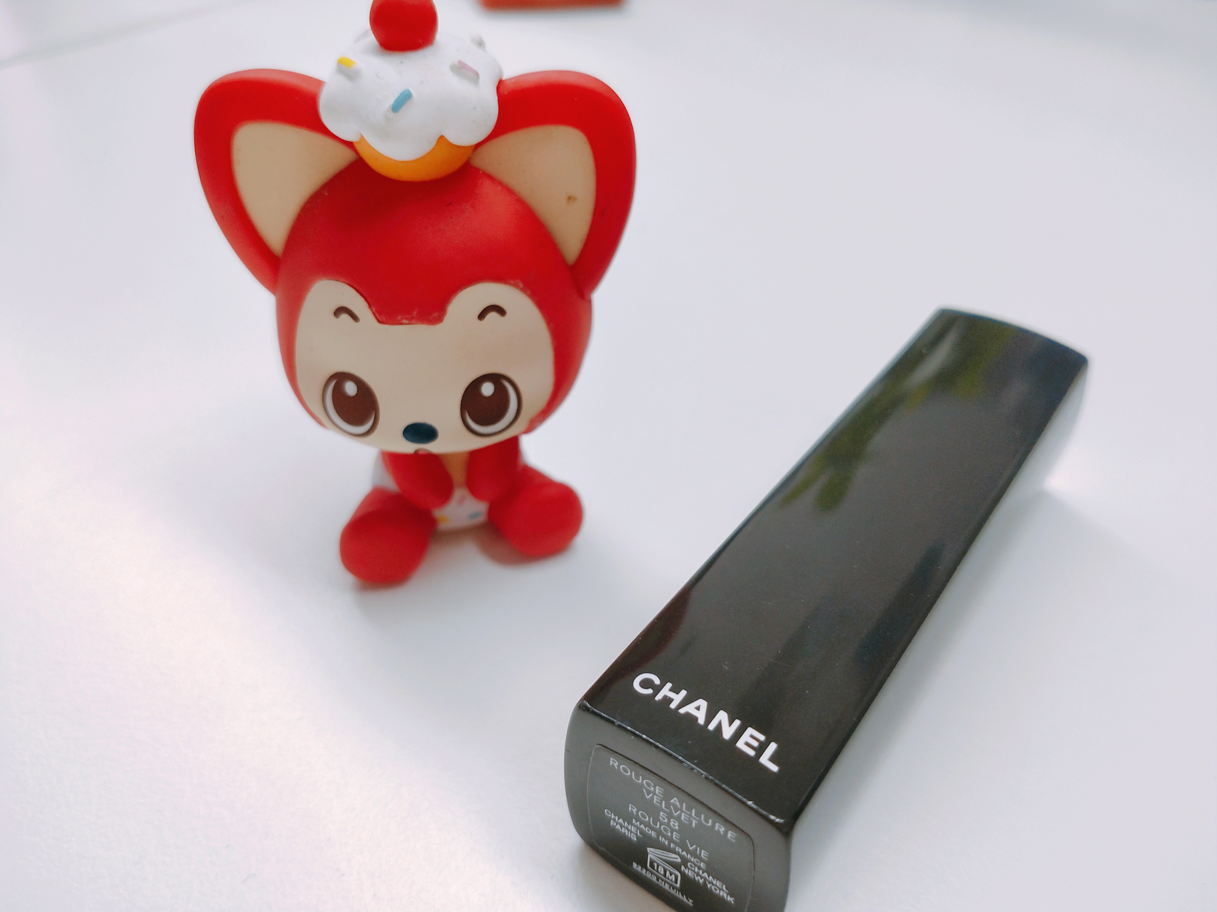 女生必备冬季口红排行榜,秋冬女生必备口红试色推荐