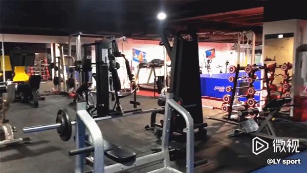 门头沟寒假篮球训练营开课啦！不要让娃懒在家里！赶快行动起来吧