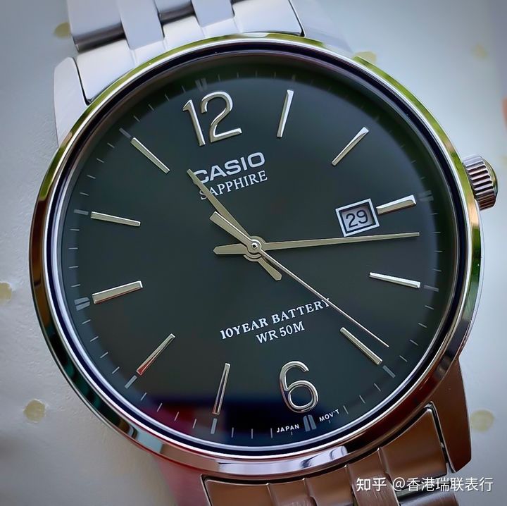 知乎高赞：有哪些值得选购的小众极简表款？