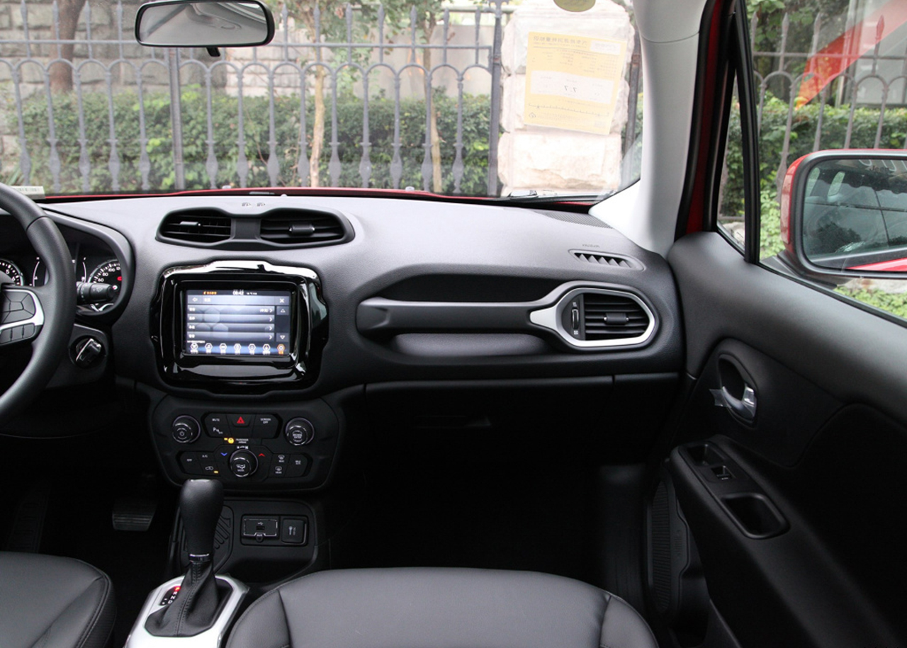 jeep自由侠2024款全新落地价,jeep全新自由侠1.3t