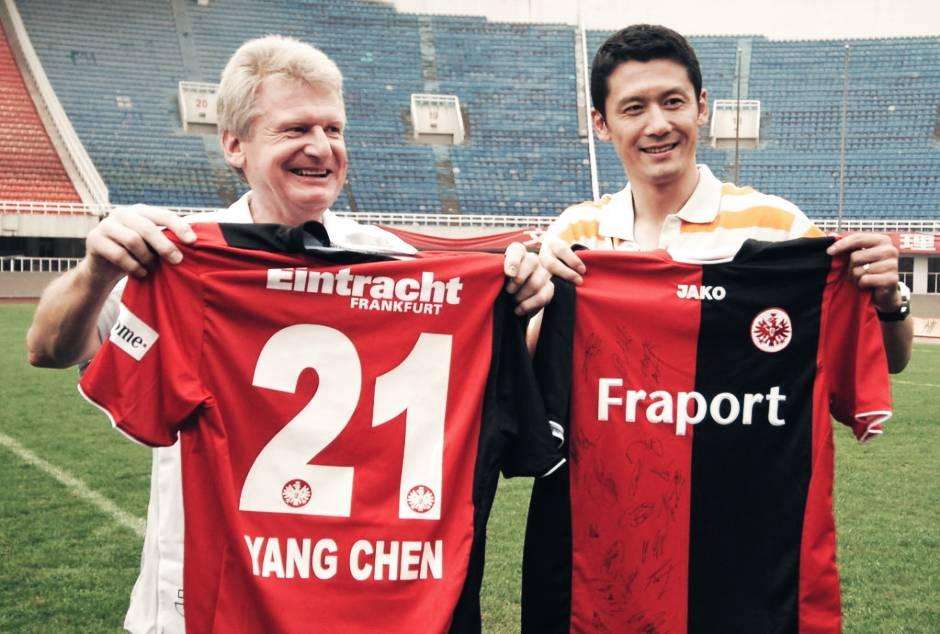 2015中国男足武磊1-0日本东亚杯,杨晨评价武磊国家队比赛表现