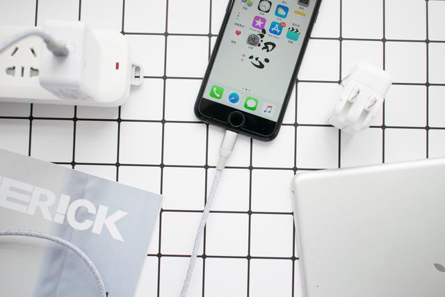 iphone除了充电线还有什么充电方法,iphone充电稳定比较快的数据线