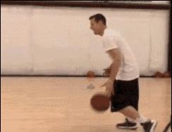 新手女生打篮球快速学会,新手如何快速学会打篮球过人