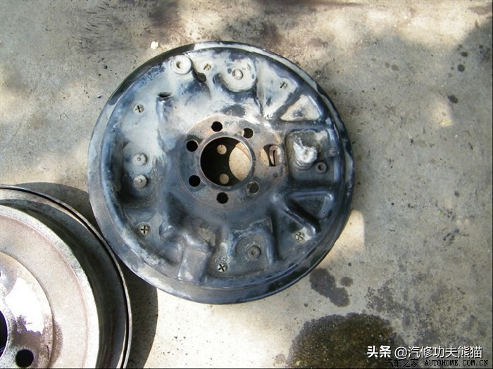 老普桑后轮鼓刹更换视频,老款桑塔纳鼓刹更换视频教程