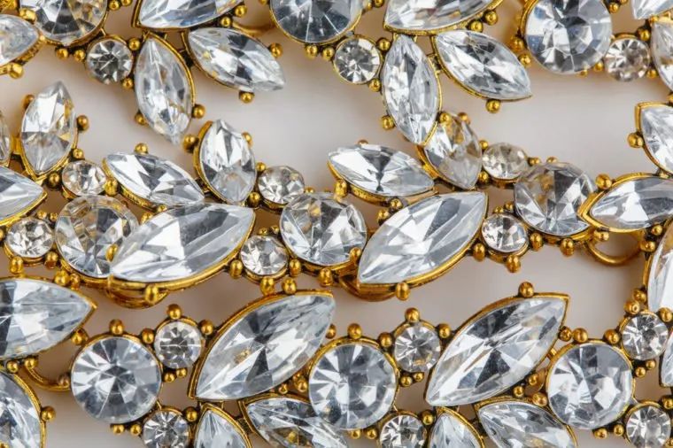 医生们曾在人体内取出过多少神奇的物件？