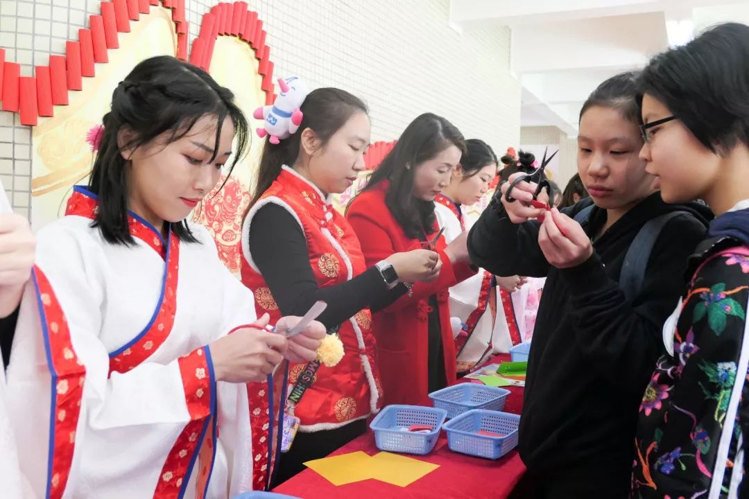 广州市海珠区海鸥幼儿园招生,海鸥幼儿园东银校区好不好