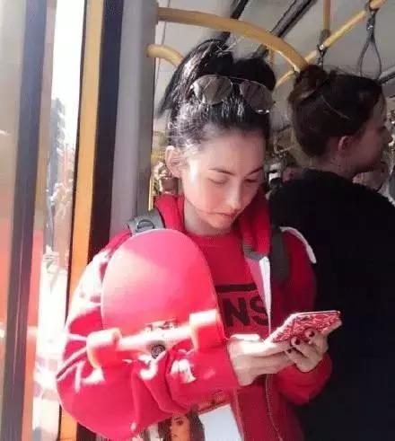 张柏芝多少岁离婚,张柏芝离婚多少岁