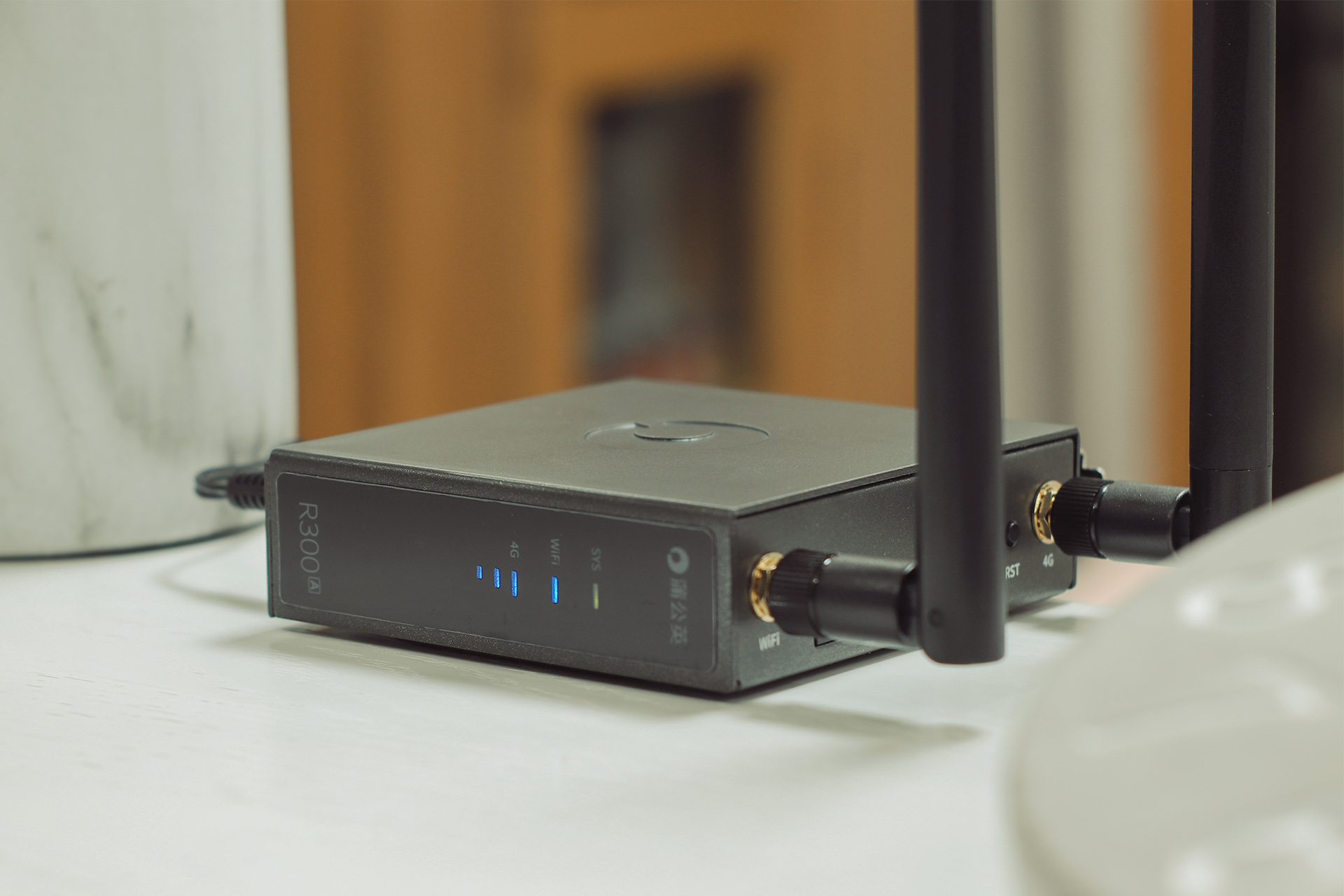 不拉宽带不用无线怎么上网,蒲公英R300A工业路由器