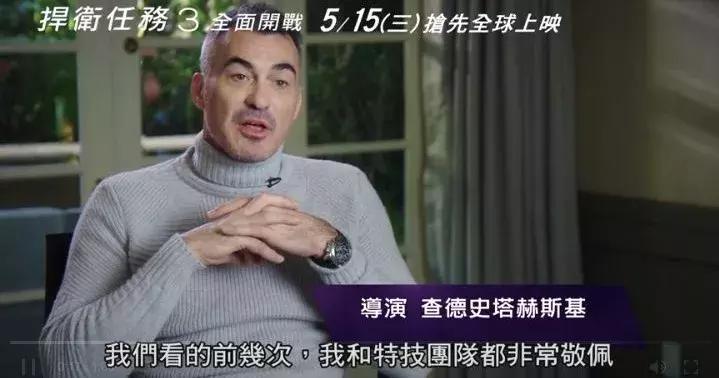 这个男人爱狗如命，颜值可以甩小李子几条街，你不知道的是......