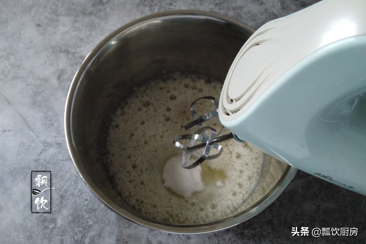 做好的蛋糕放凉容易塌陷,为什么做的蛋糕塌陷和不蓬松