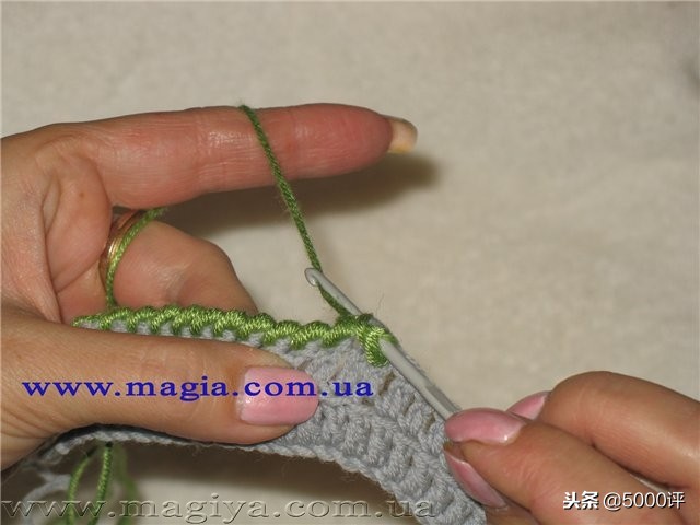 倒钩针收边方法图解,倒钩针收边的视频教程