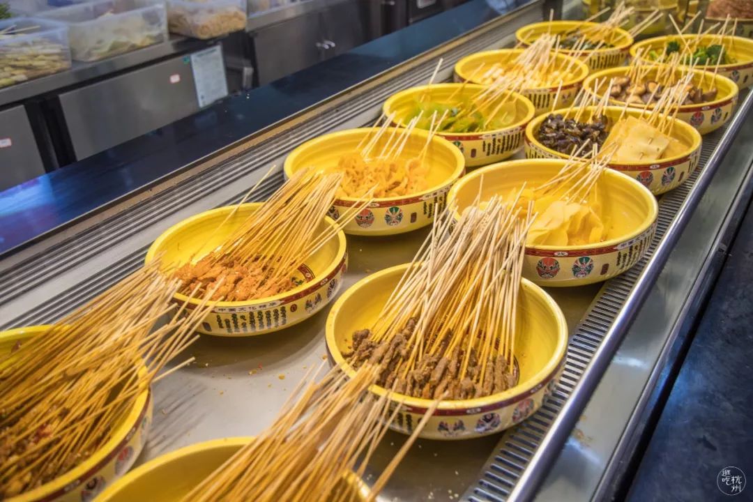 日销5万的串串店,日营业额1000的串串店