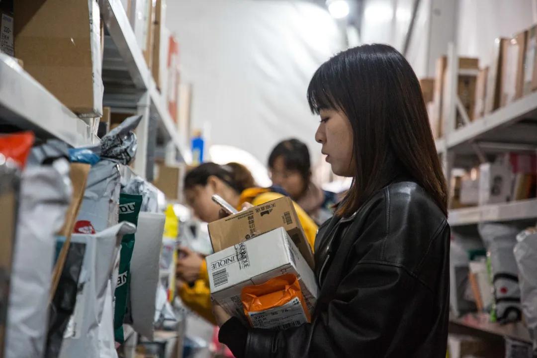 为什么快递已到城市却送不到家,为什么快递不送到自己家