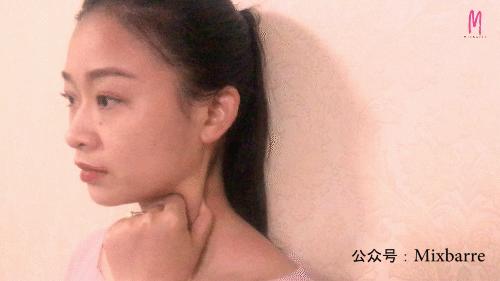 靠墙站真的可以矫正驼背伸脖子吗？