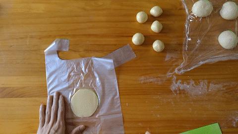 好吃到哭的港式菠萝包，多图超详细制作教程，想不成功都难