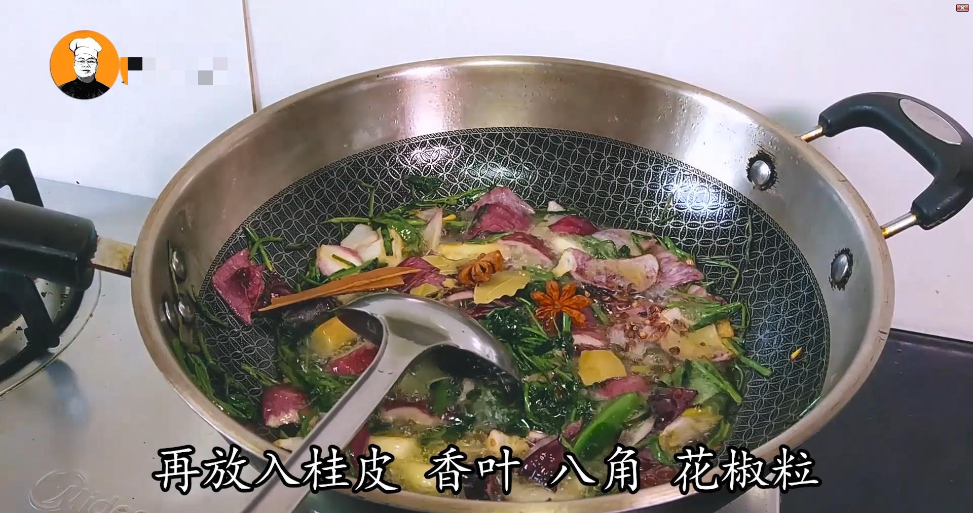 教您油焖小龙虾正宗做法,家常油焖小龙虾最正宗的做法