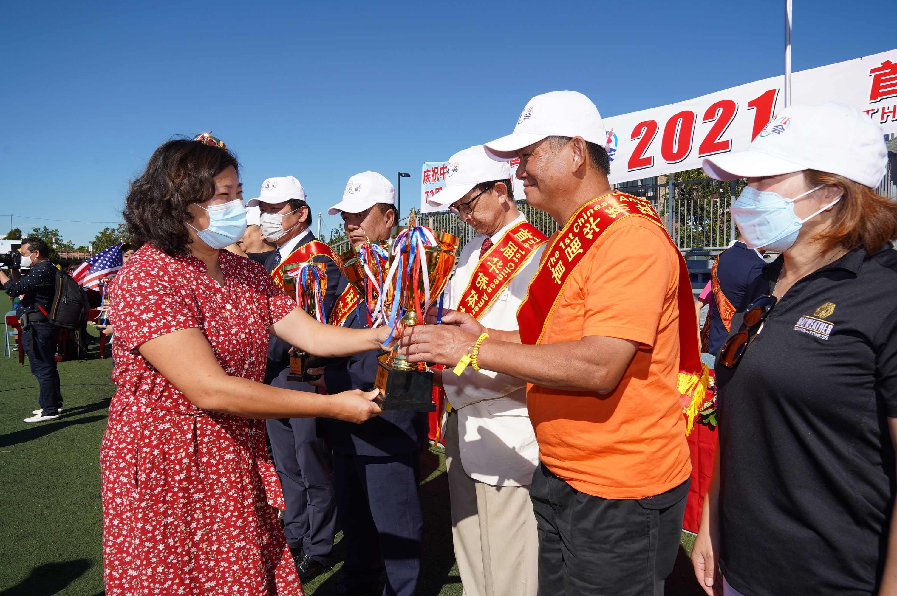 庆国庆70周年主题活动,庆国庆文艺汇演中国红