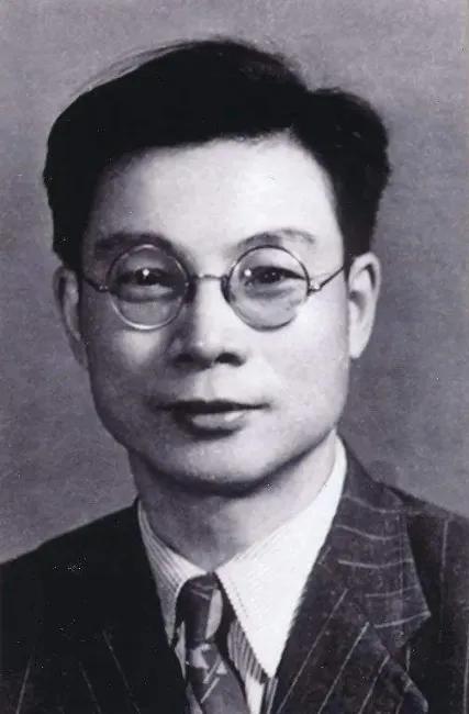 钱骥照片,钱骥的简介