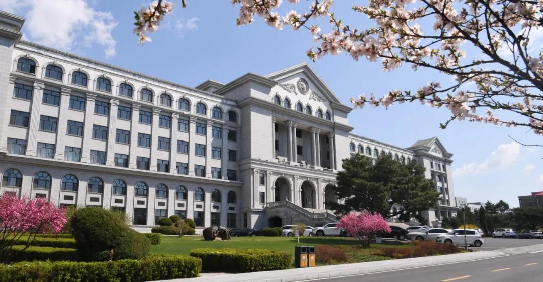 延边大学2020级新生开始报到,延边大学让家长送大一新生进学校