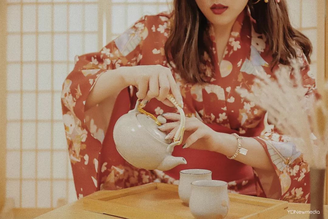 在武汉能吃遍全球,在武汉体验一番春夏秋冬