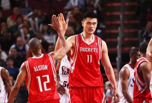 发展联盟最强球员,当年联盟第一中锋考辛斯