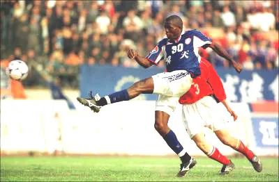 罗德里格斯射门完整版,罗德里格斯世界杯凌空抽射