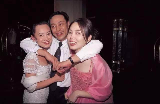 14岁辍学27岁身家过10亿的神童，玩转港圈美人，47岁破产猝死